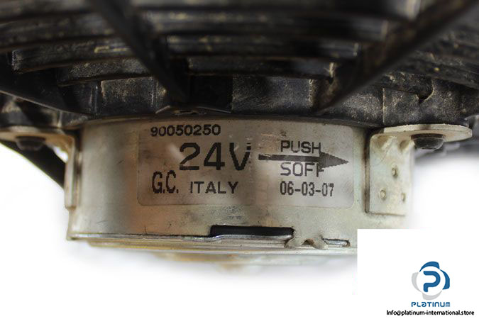 gc-90050250-axial-fan-3