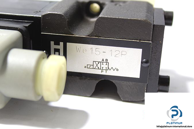 hartmannlammle-we-15-12p-directional-control-valve-1