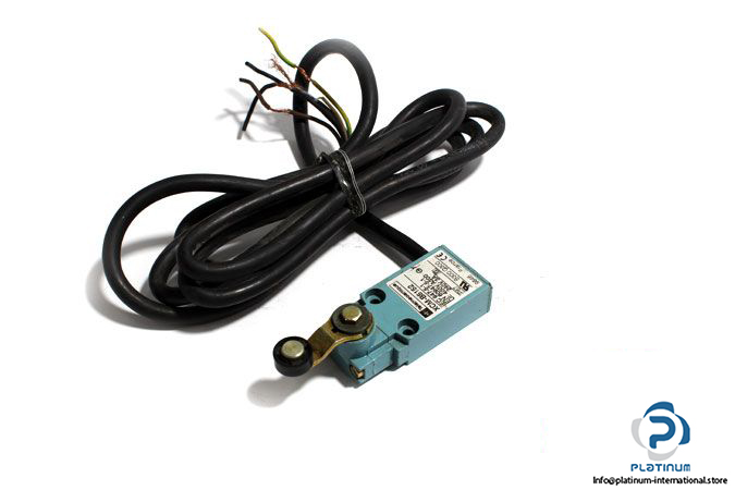 telemecanique-XCM-B5152-limit-switch