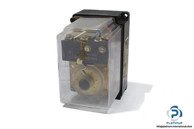 dold-ZR-712T3-1U-timer