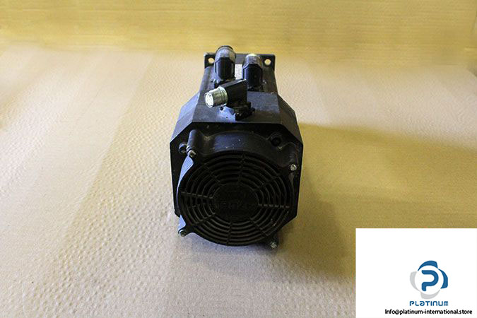 lenze-mcs-12h34-srsb0-b19n-st5f10n-r0su-servo-motor-4