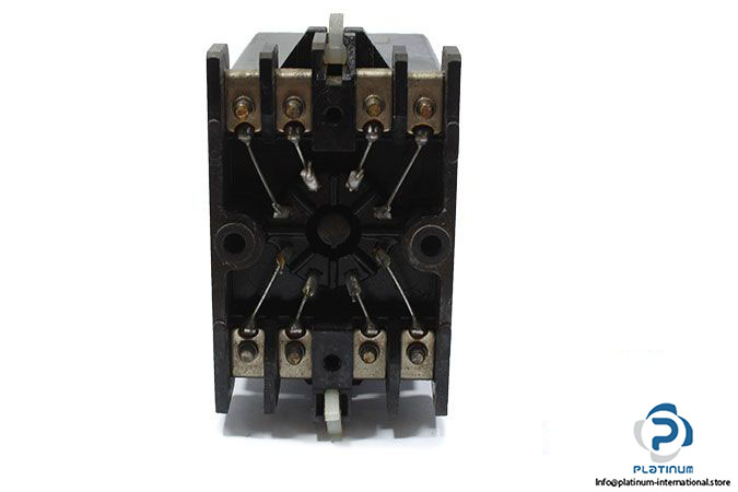 omron-dts-44a001c-solid-state-timer-1
