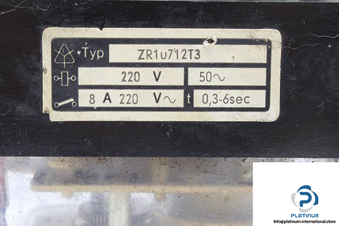 dold-zr1u712t3-timer-3