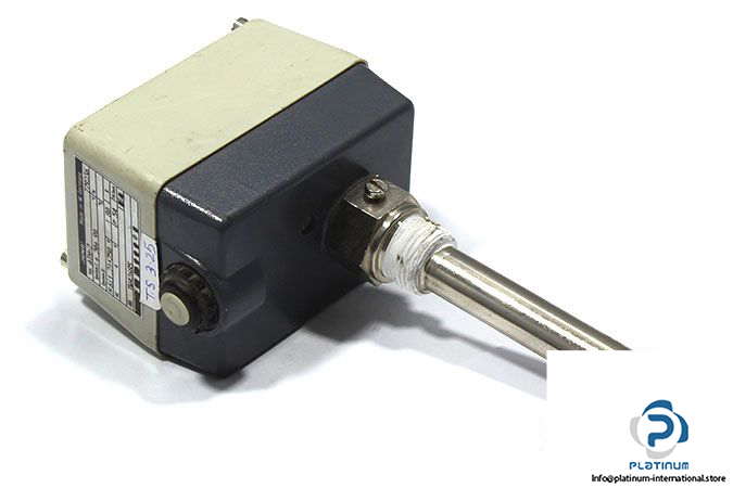 jumo-ATH-2-surface-mounted-thermostat