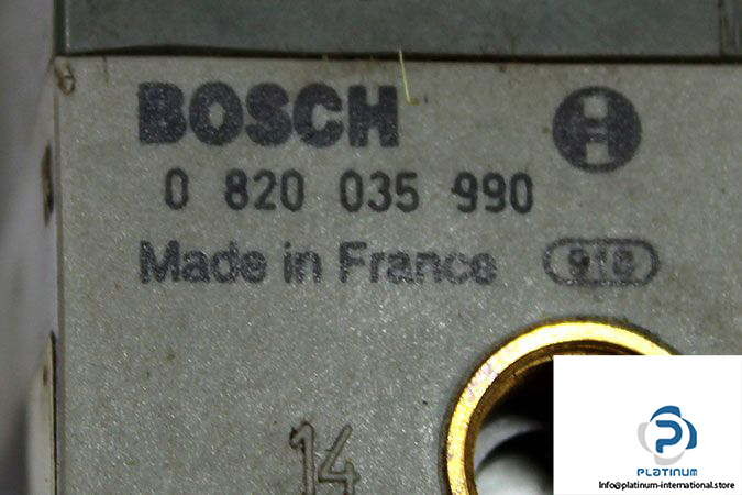 bosch-0-820-035-990-double-solenoid-valve-2