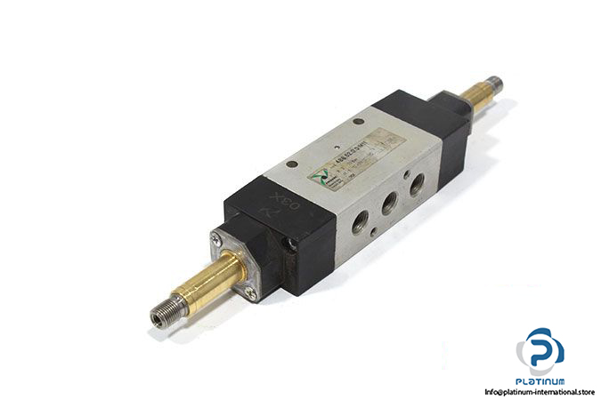 Pneumax-488.52.0.0.M11-double-solenoid-valve