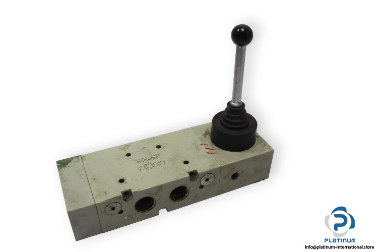 metal-work-7030000500-hand-lever-valve