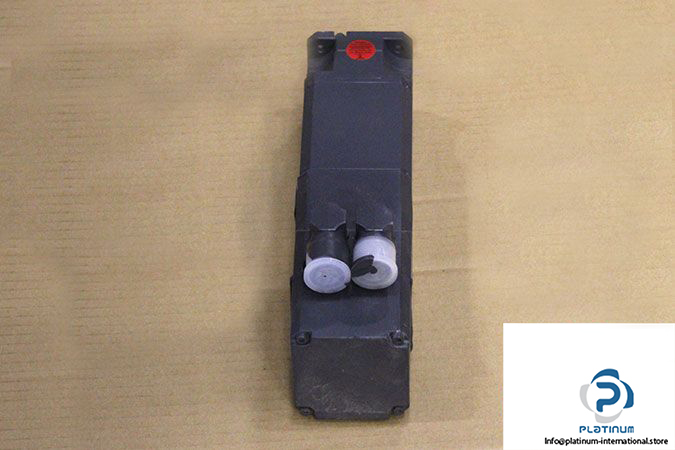 siemens-1ft6034-1af71-3eh1-brushless-servo-motor-2