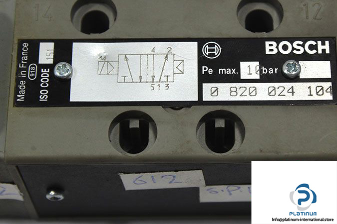bosch-0-820-024-104-single-solenoid-valve-2