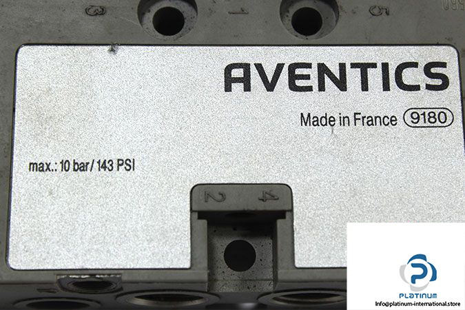 aventics-0820-035-003-double-solenoid-valve-2