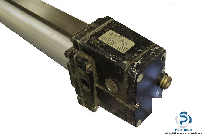 bosch-0822952089-linear-actuator-2