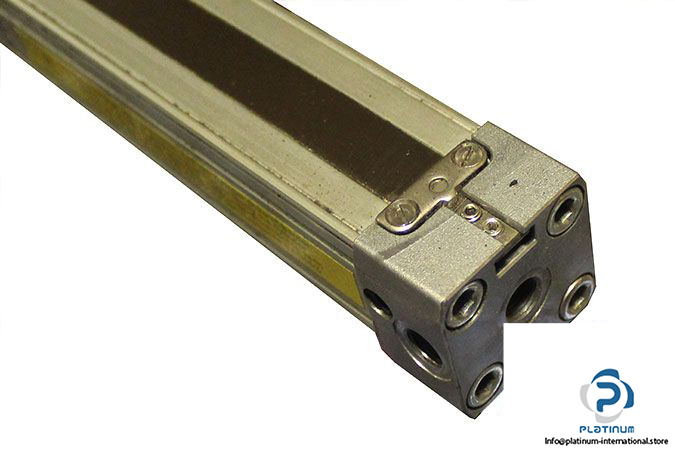 metal-work-2710253436cv-rodless-3