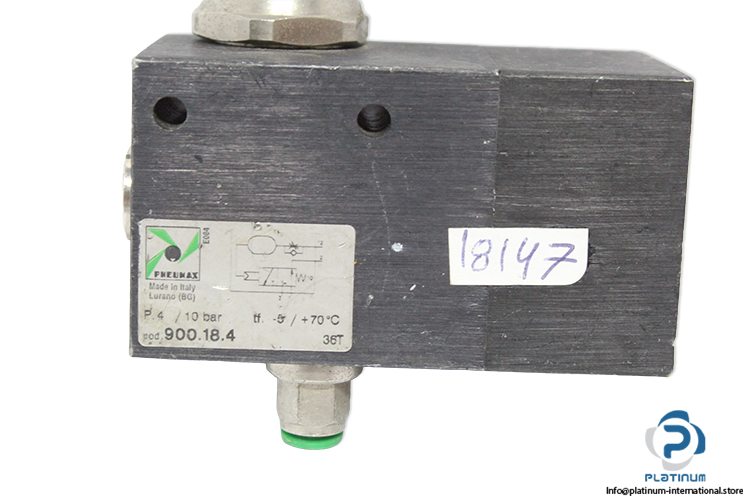 pneumax-900.18.4-pneumatic-timer-(Used)-1
