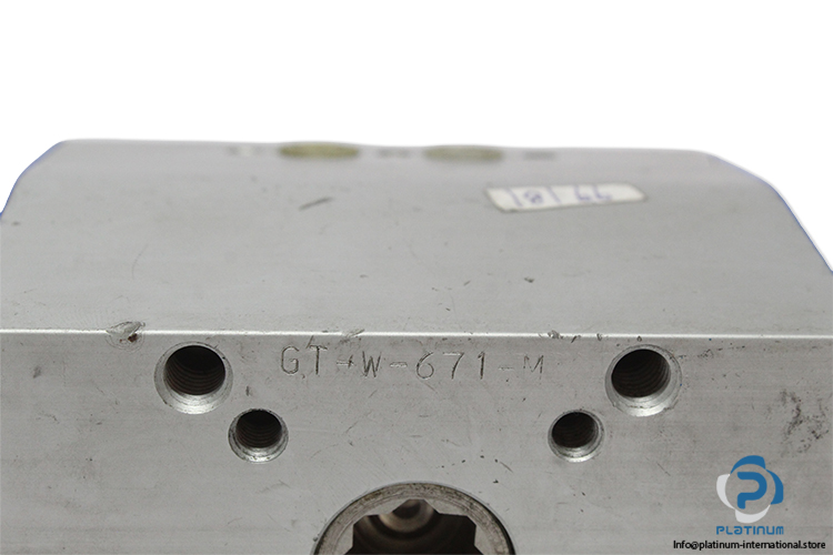 GT-W-671-M-pneumatic-actuator-(Used)-2