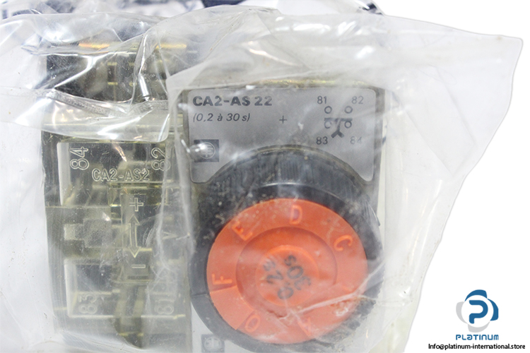 telemecanique-CA2-AS22-time-delay-relay-(New)-1