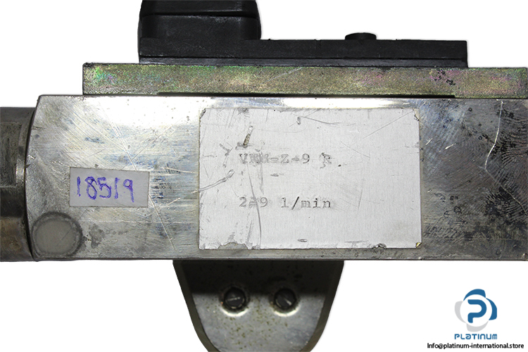 VKM-Z-9R-flow-control-valve(used)-1