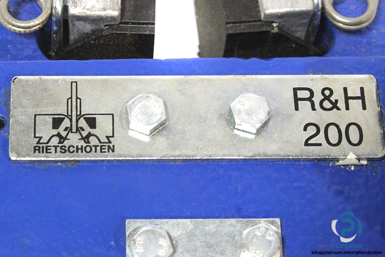 Rietschoten-13212-disc-brake-caliper(new)-2