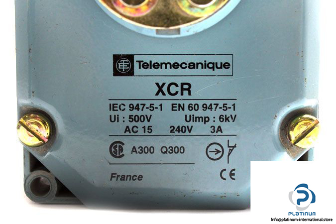 telemecanique-xcrb11-metal-spring-return-rotary-limit-switch-4