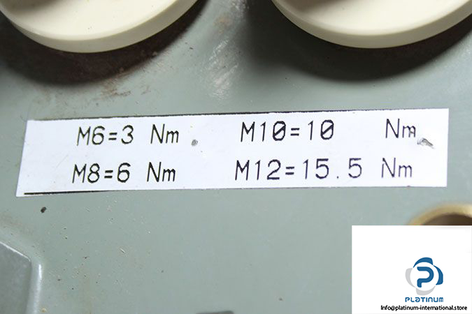 vishay-esta-phawos-750_1440_10-ks-st-heavy-duty-capacitor-2