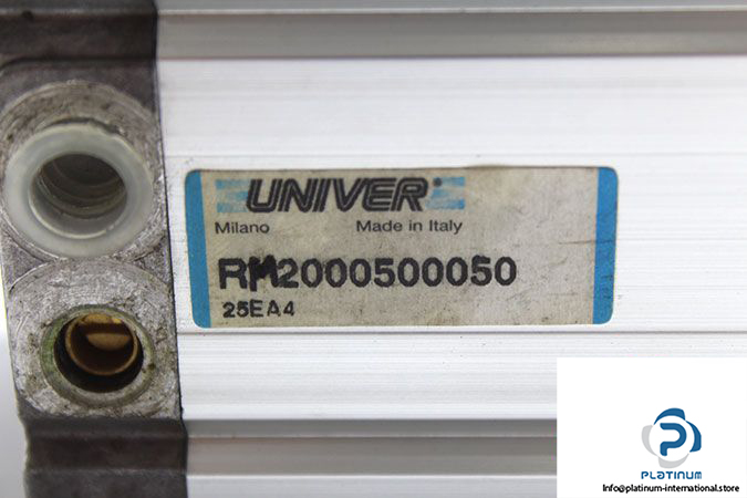 univer-rm2000500050-compact-cylinder-2