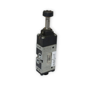 univer-G-7190-single-solenoid-valve-used