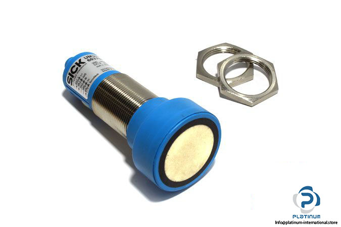 sick-UM30-214111-ultrasonic-sensor