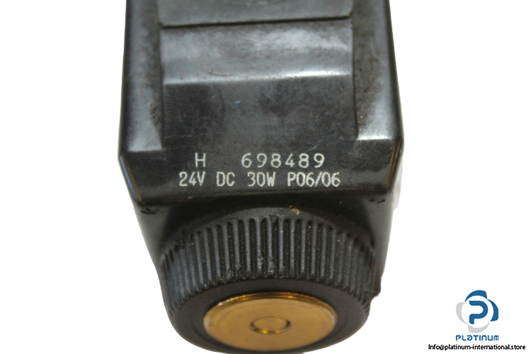 hydac-dg4v-3-6c-m-u-h7-60-solenoid-operated-directional-valve-2