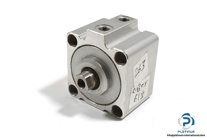 bosch- 0-822-10-562-compact-cylinder