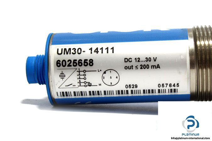 sick-um30-14111-ultrasonic-sensor-4