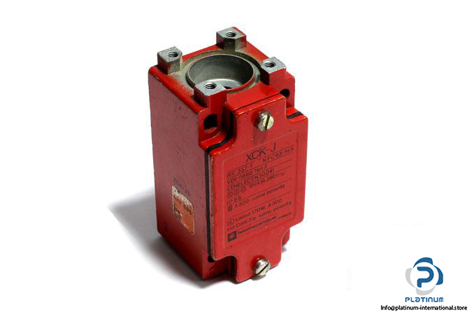 telemecanique-ZCK-J5-limit-switch-body