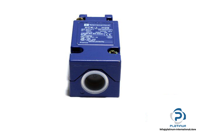 telemecanique-zck-j11-limit-switch-body-3