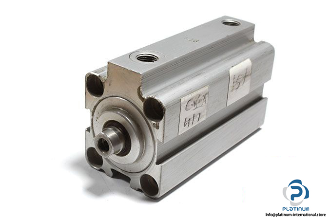bosch- 0-822-010-647-compact-cylinder