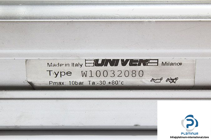 univer-w10032080-compact-cylinder-2