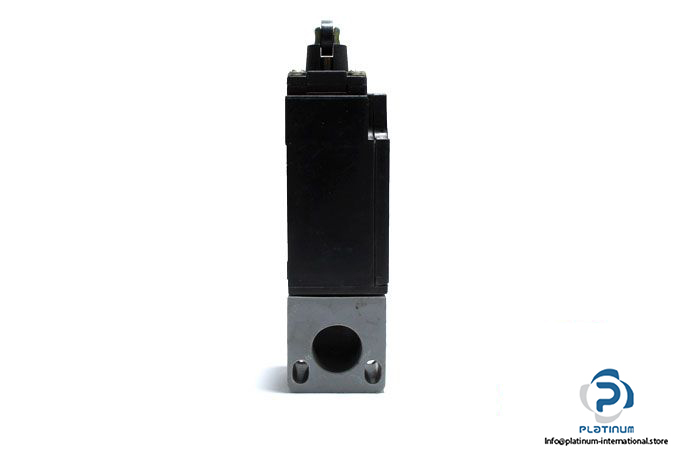 pizzato-fe-415-limit-switch-3