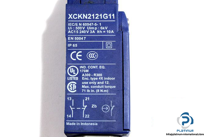 telemecanique-xckn2121g11-limit-switch-4