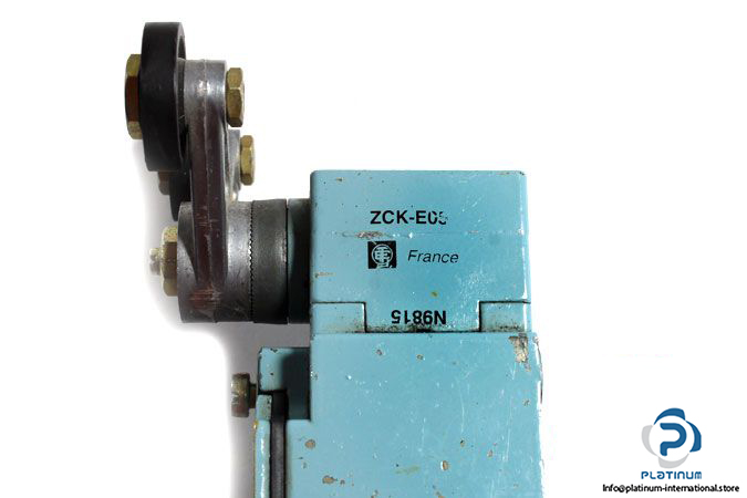 telemecanique-zck-j1-limit-switch-5