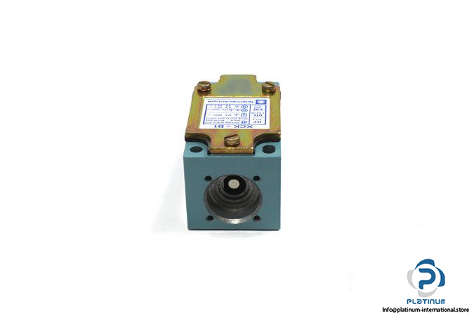 telemecanique-xck-b1-position-switch-4