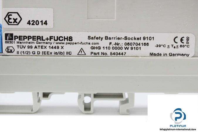 pepperlfuchs-ghg-110-0000-w-9101-safety-barrier-socket-9101-3