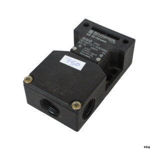 Schmersal AZ 16-02ZVRK Safety Switch