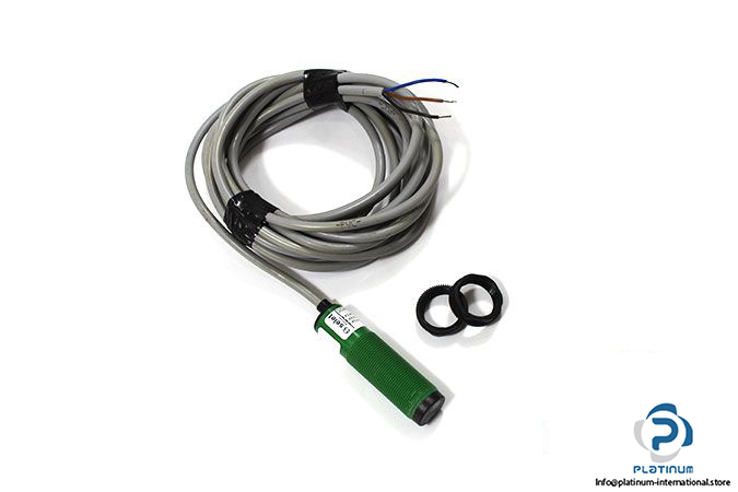 selet-OCV81_DPNO-C.4MT-photoelectric-cylindrical-diffuse-sensor
