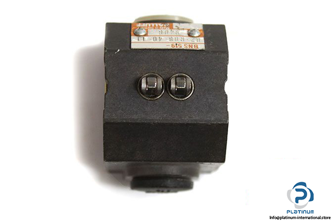 balluff-BNS-519-B2-R08-40-11-position-switch-1
