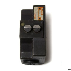 balluff-BNS-543-B2-D12-61-12-position-switch