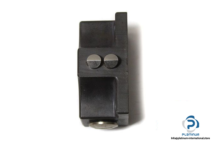 Euchner-SN-02-D12-502-limit-switch