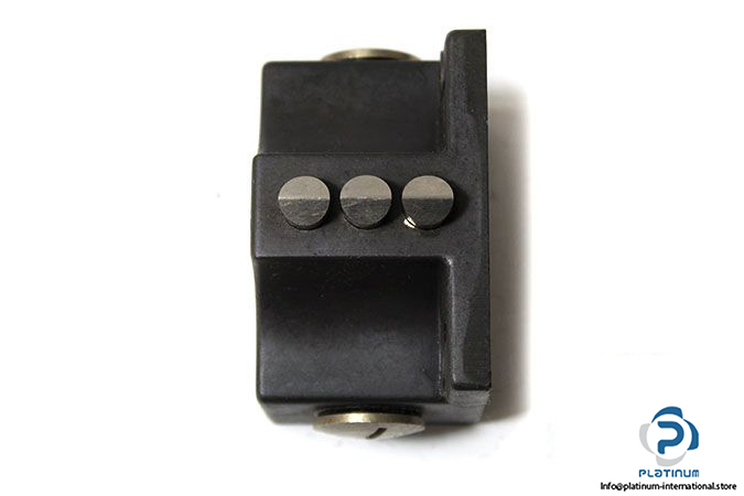 Euchner-SN-3-D12-502-limit-switch