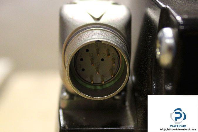 schneider-bmh1901p36f2a-servo-motor-3
