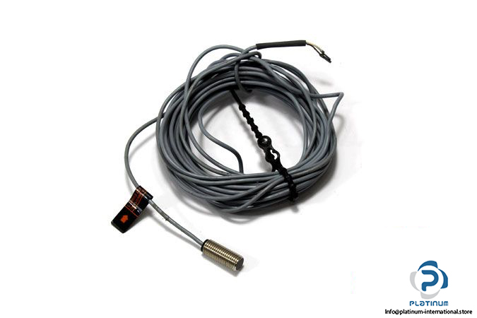 ifm-OE0007-OEE-V-through-beam-photoelectric-sensor-receiver