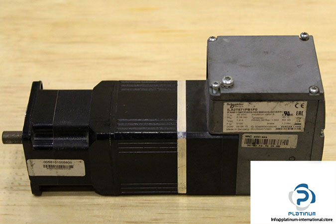 schneider-ILA2T571PB1F0-integrated-drive-ila-with-servo-motor