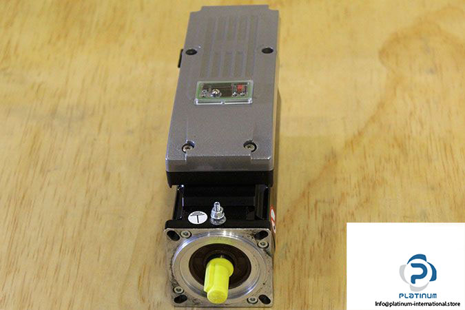 schneider-ilm0702p22a0000-integrated-servo-motor-2