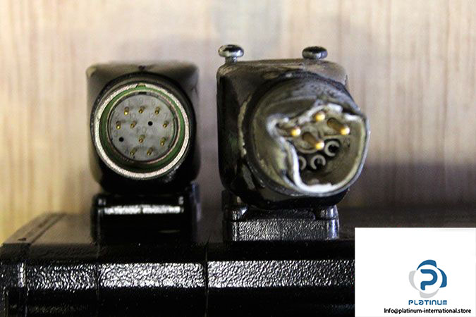 schneider-bsh1004p11a2a-ac-servo-motor-2