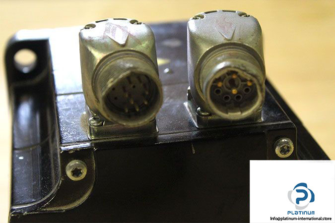 schneider-bmh1401p21a2a-servo-motor-2